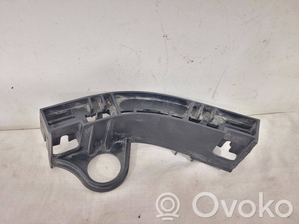 BMW X5 E70 Front bumper mounting bracket 
