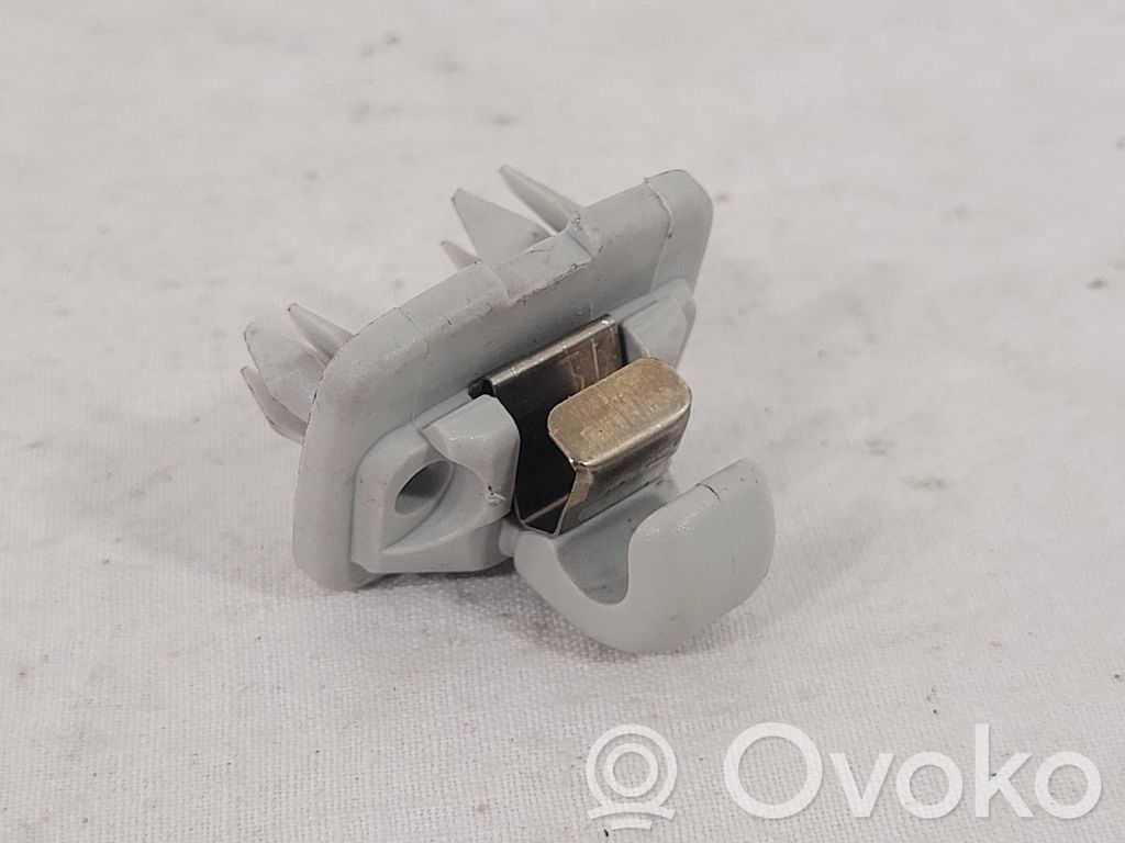 Audi A4 S4 B8 8K Uchwyt osłony przeciwsłonecznej szyberdachu 