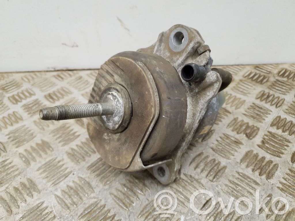 Ford Mustang VI Engine mount bracket 