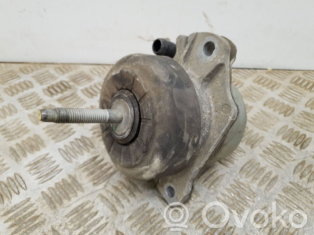 Ford Mustang VI Engine mount bracket 