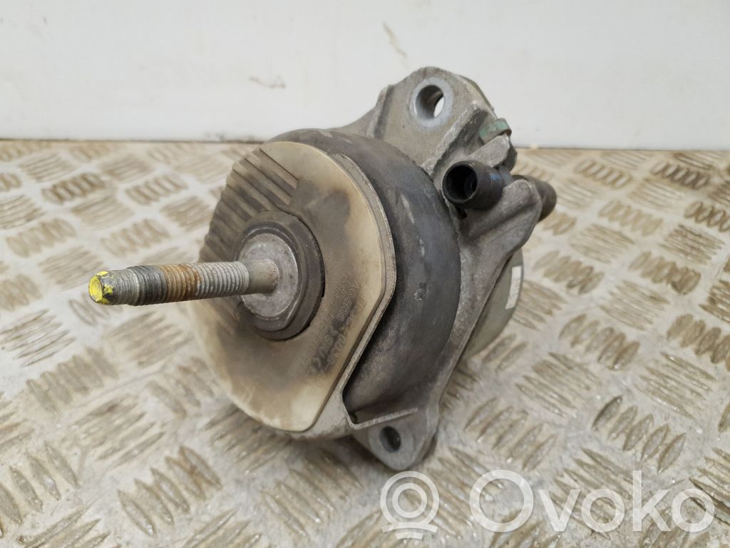 Ford Mustang VI Engine mount bracket 