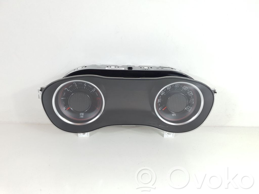 Dodge Challenger Speedometer (instrument cluster) 