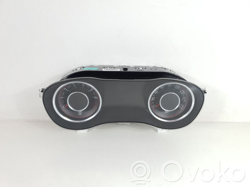 Dodge Challenger Speedometer (instrument cluster) 