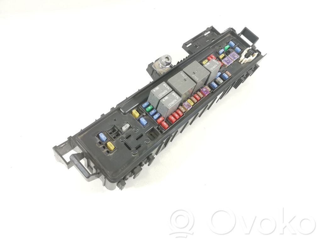 Tesla Model X Fuse module 