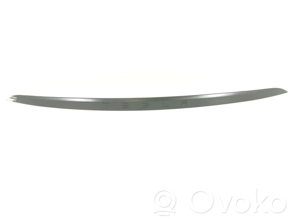 Tesla Model X Tailgate trim 