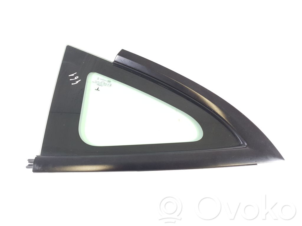 Tesla Model 3 Rear side window 