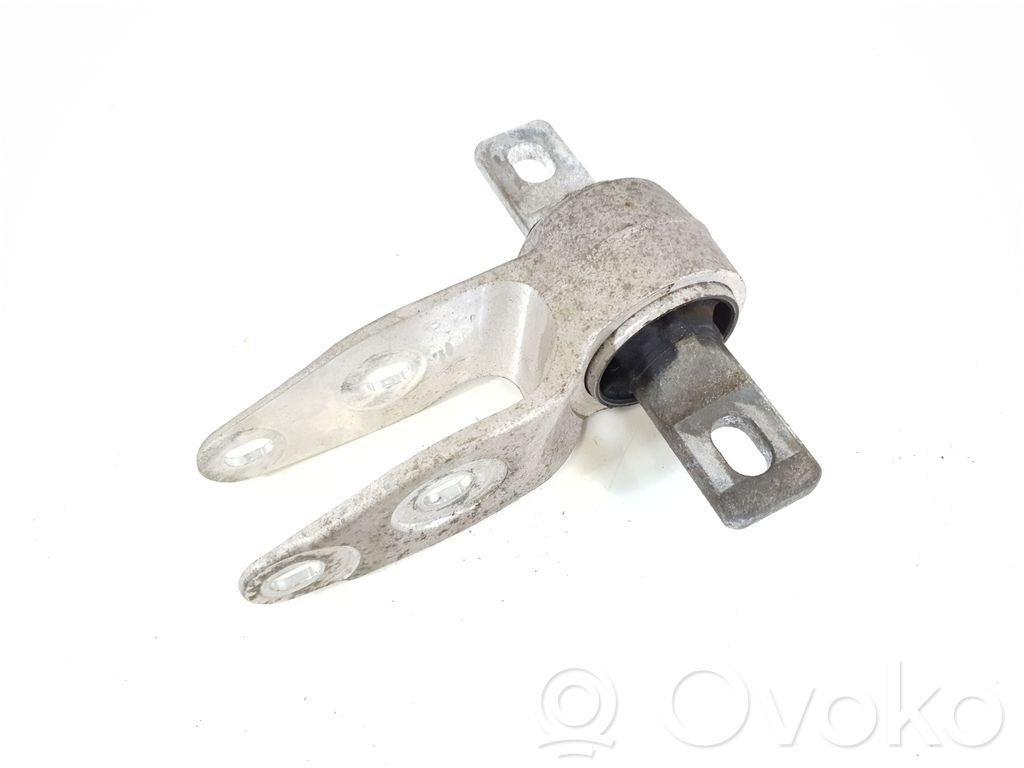 Tesla Model X Engine mounting bracket 