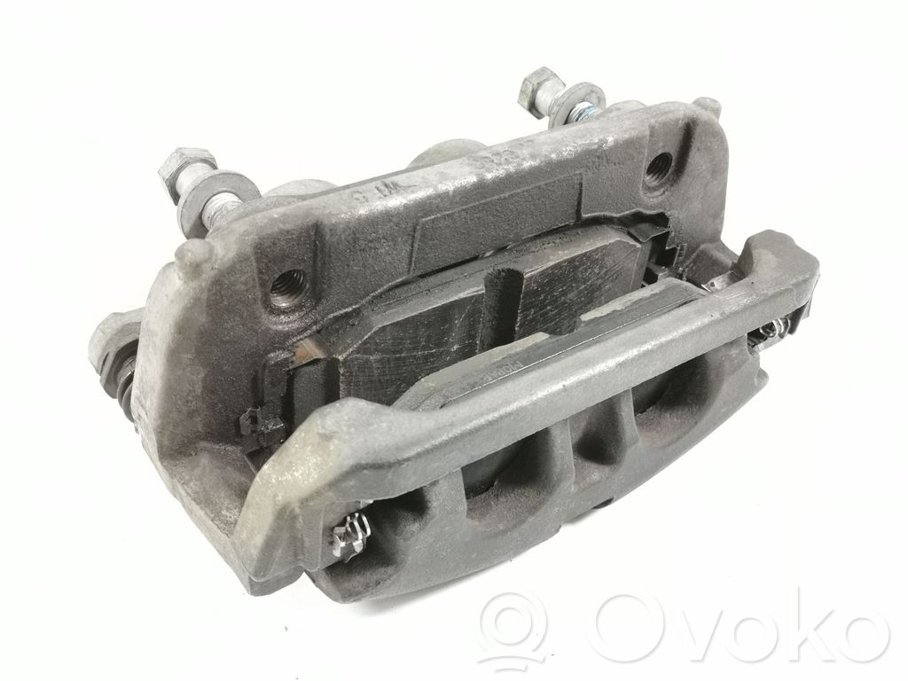 Dodge RAM Etujarrusatula 