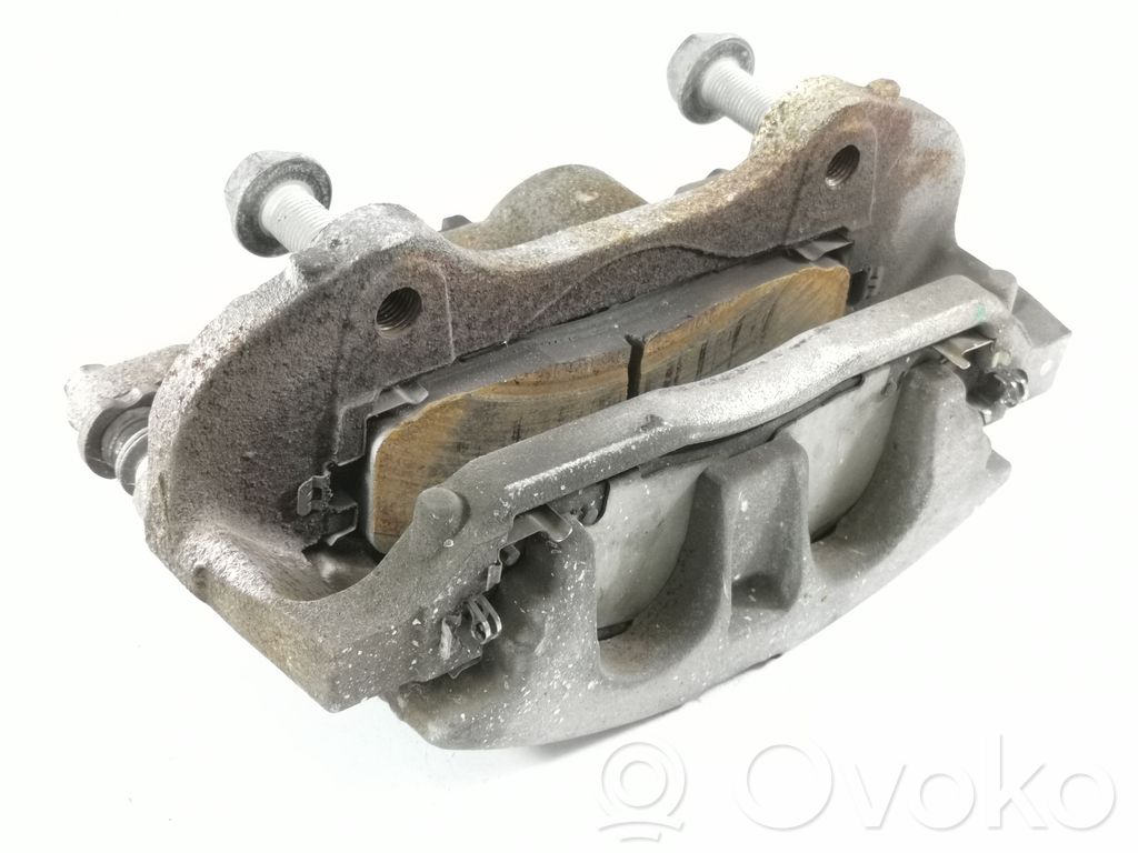 Etujarrusatula   68144160AA