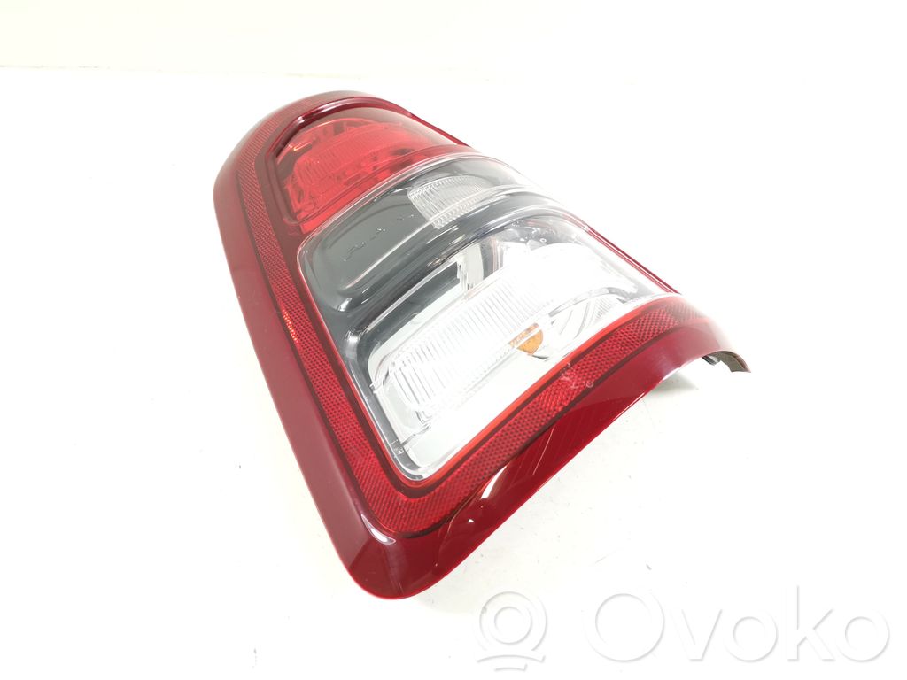Takavalot   68261577AE