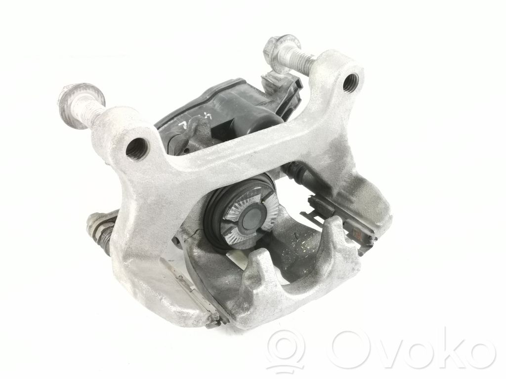 Takajarrusatula   ML342D251BD,JL342B712BC