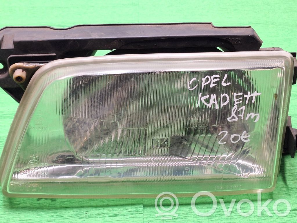 Opel Kadett D Scheinwerfer 