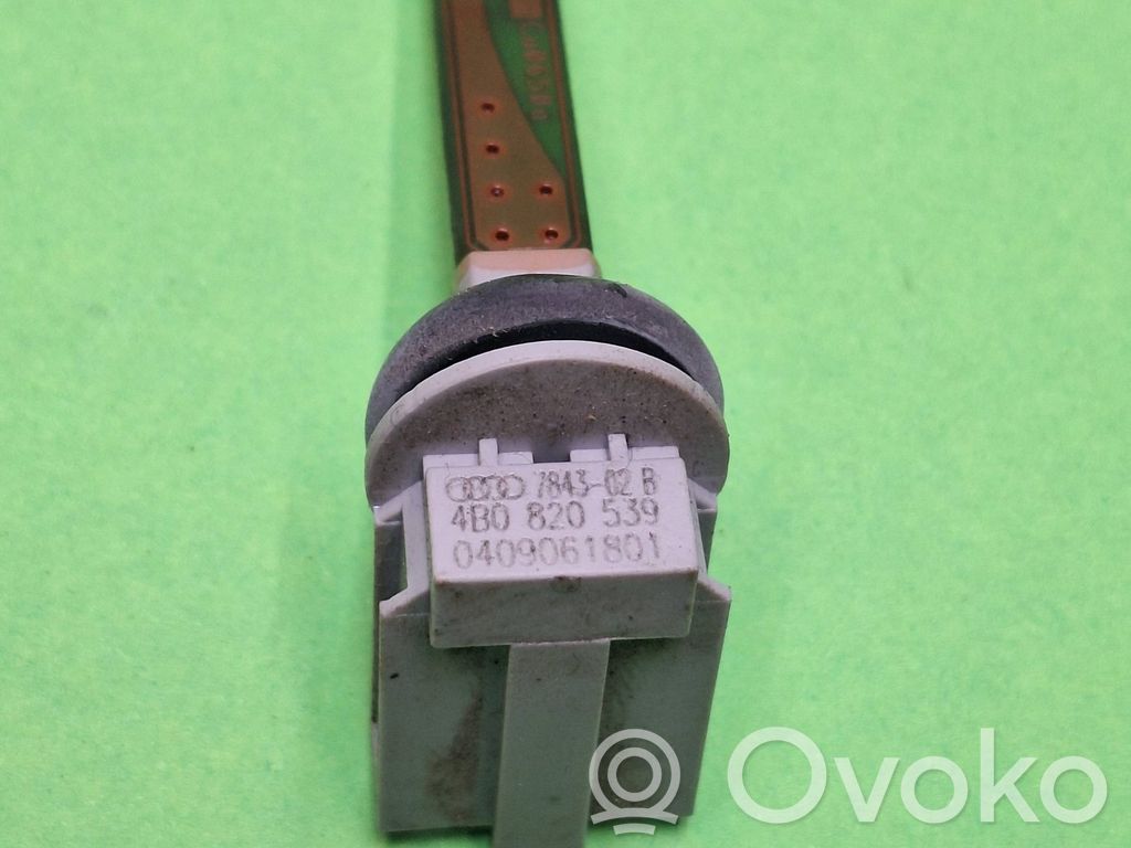Sensor de temperatura interna   4B0820539,784302B,0409061801