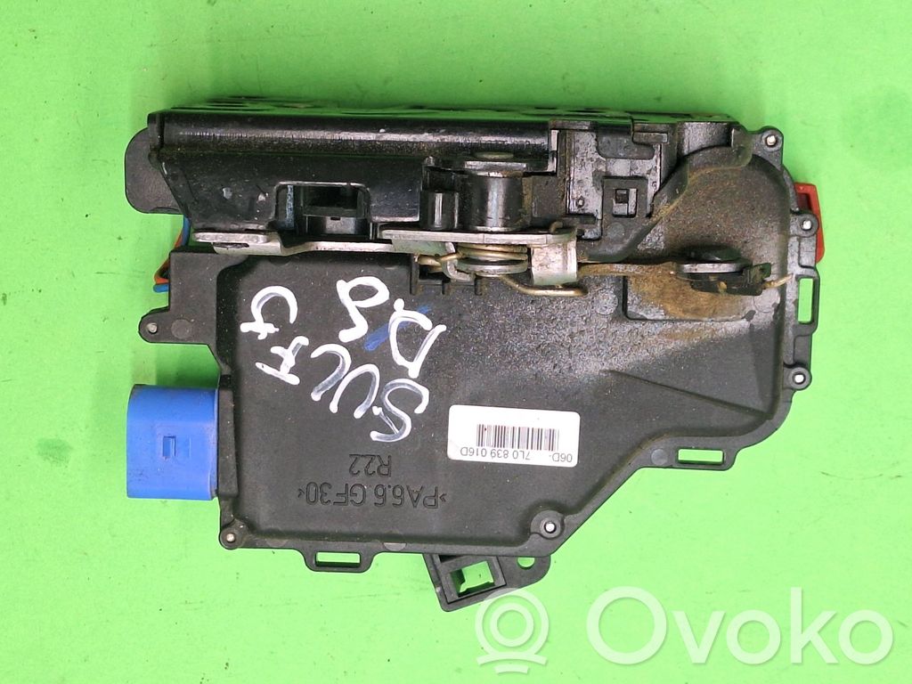 Volkswagen Golf V Zamek drzwi tylnych 