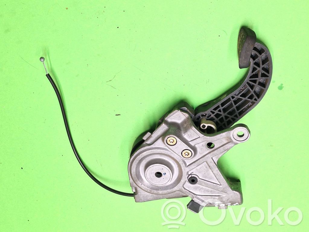 Mercedes-Benz C W203 Handbrake/parking brake lever assembly 