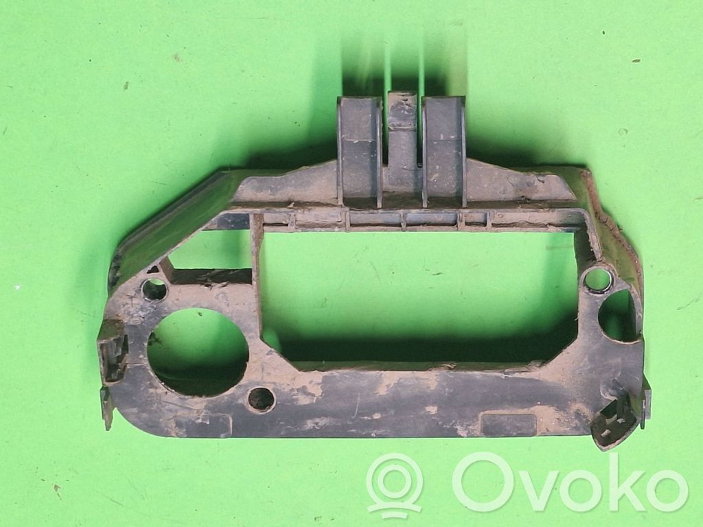 Volkswagen Caddy Tailgate/boot lid lock trim 