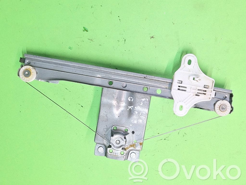 Renault Clio IV Rear window lifting mechanism without motor 