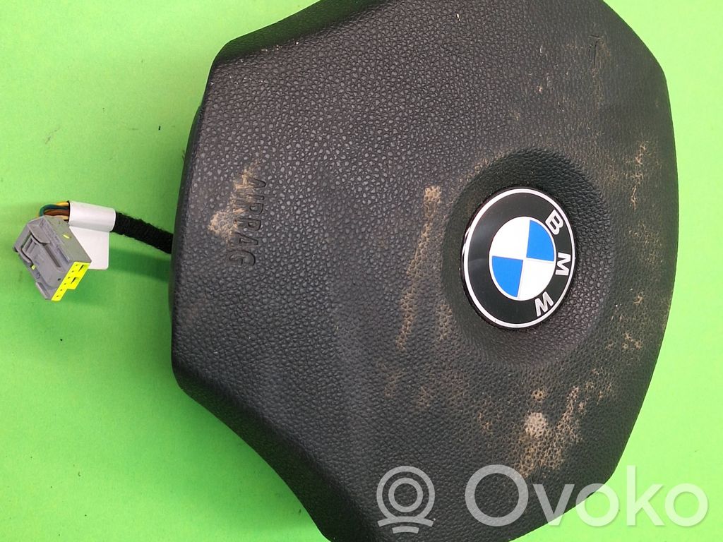 BMW 3 E90 E91 Vairo oro pagalvė 