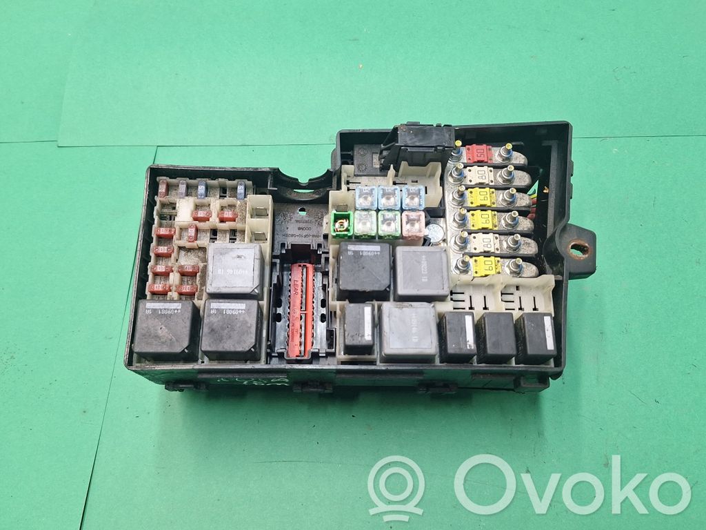 Ford Kuga I Fuse box set 