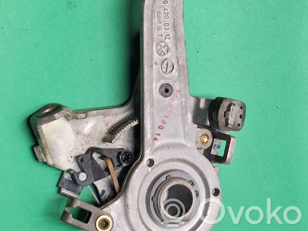 Mercedes-Benz C W203 Frein à main / assemblage du levier 