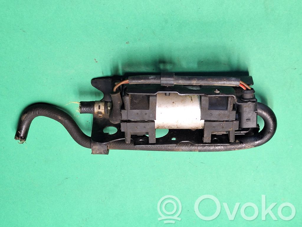 Volkswagen Caddy Bomba de alta presión de inyección de combustible 