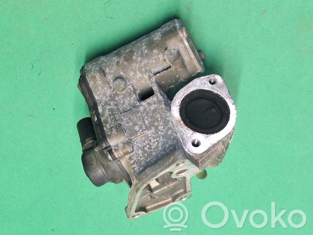 Volkswagen Golf V Válvula EGR 