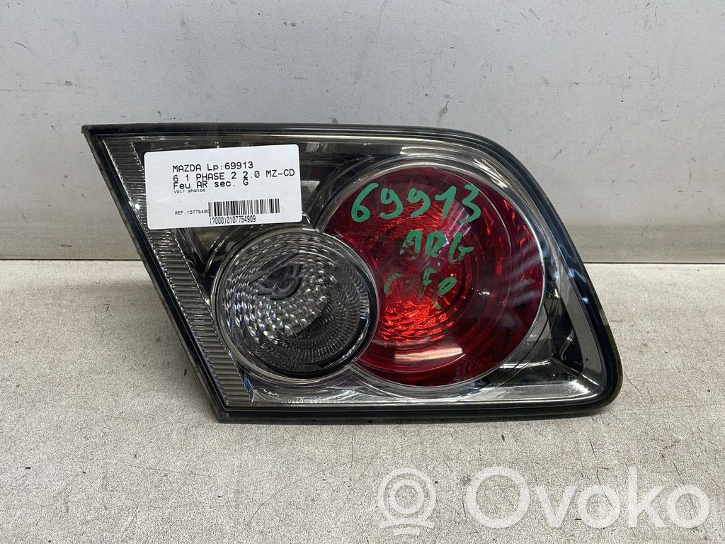 Mazda 6 Aizmugurējais lukturis pārsegā 