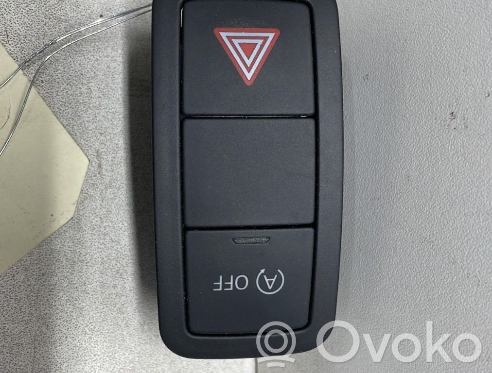 Hazard light switch   8X0959672H