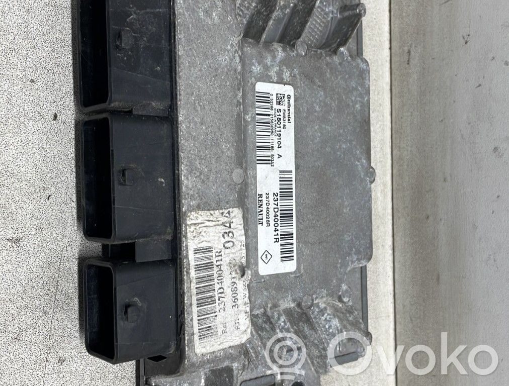 Renault Kangoo II Engine control unit/module 
