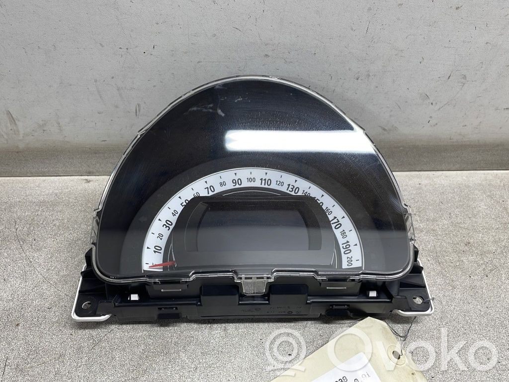 Renault Twingo III Speedometer (instrument cluster) 