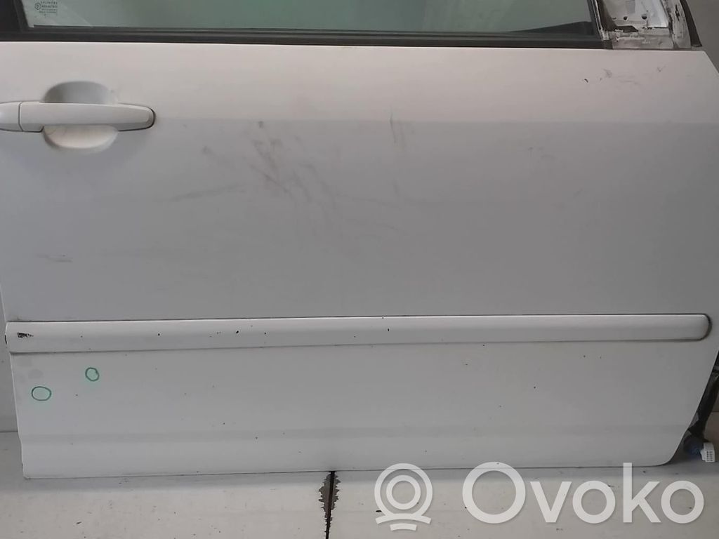 Toyota Corolla E120 E130 Durvis 