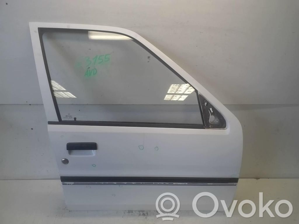 Puerta delantera   9004E9