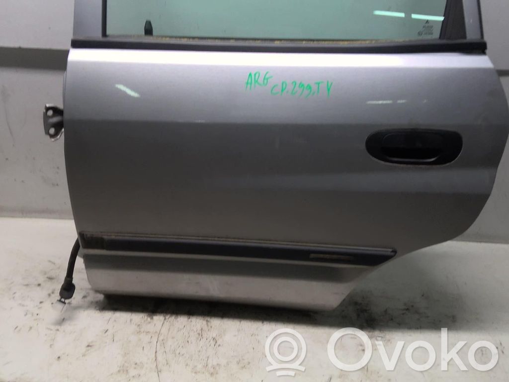 Mitsubishi Space Star Puerta trasera 