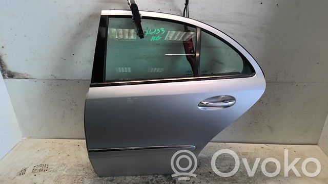 Mercedes-Benz E W211 Puerta trasera 