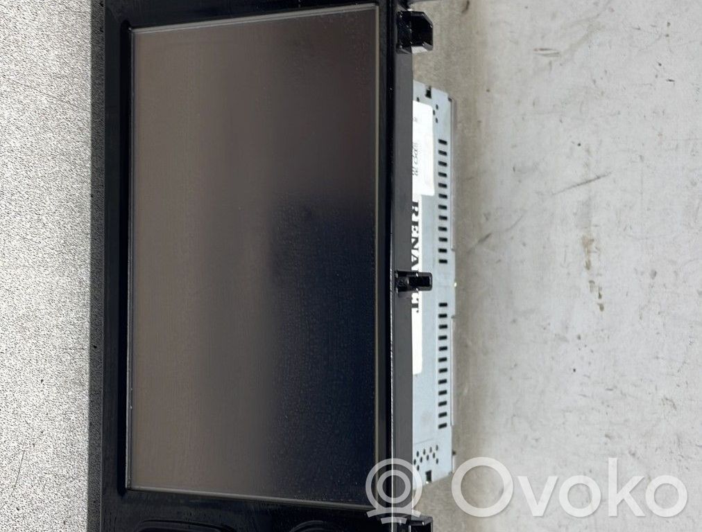 Renault Clio IV Radio/CD/DVD/GPS head unit 