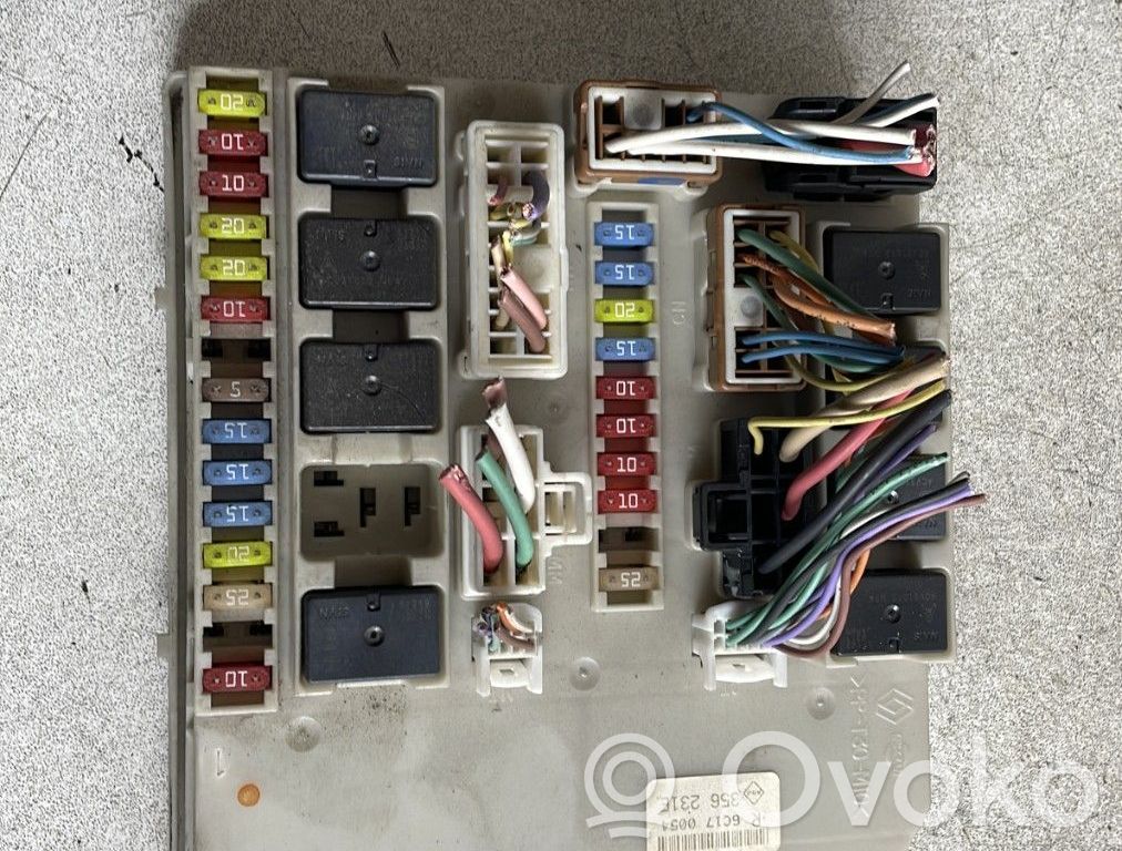 Renault Clio III BSM Control unit 