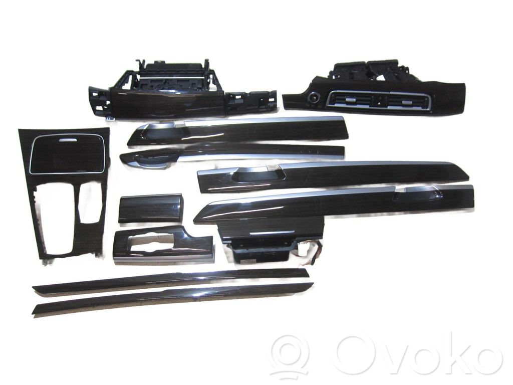 BMW 7 F01 F02 F03 F04 Maskownica centralnego głośnika deski rozdzielczej 
