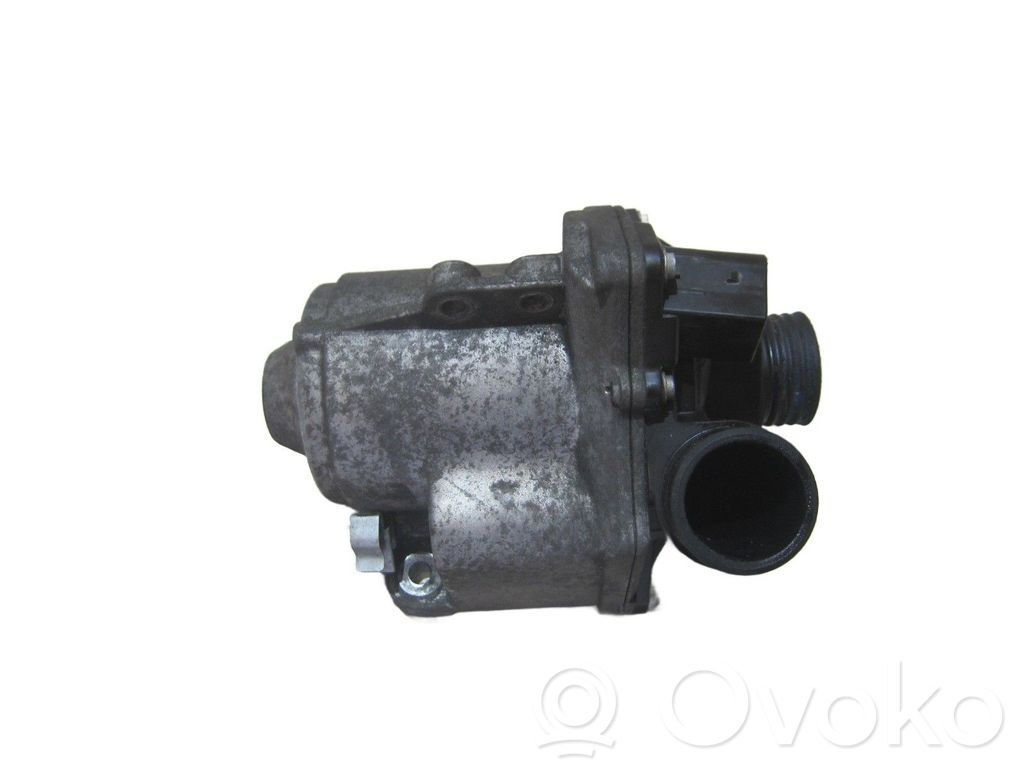 BMW X3 F25 Water pump 