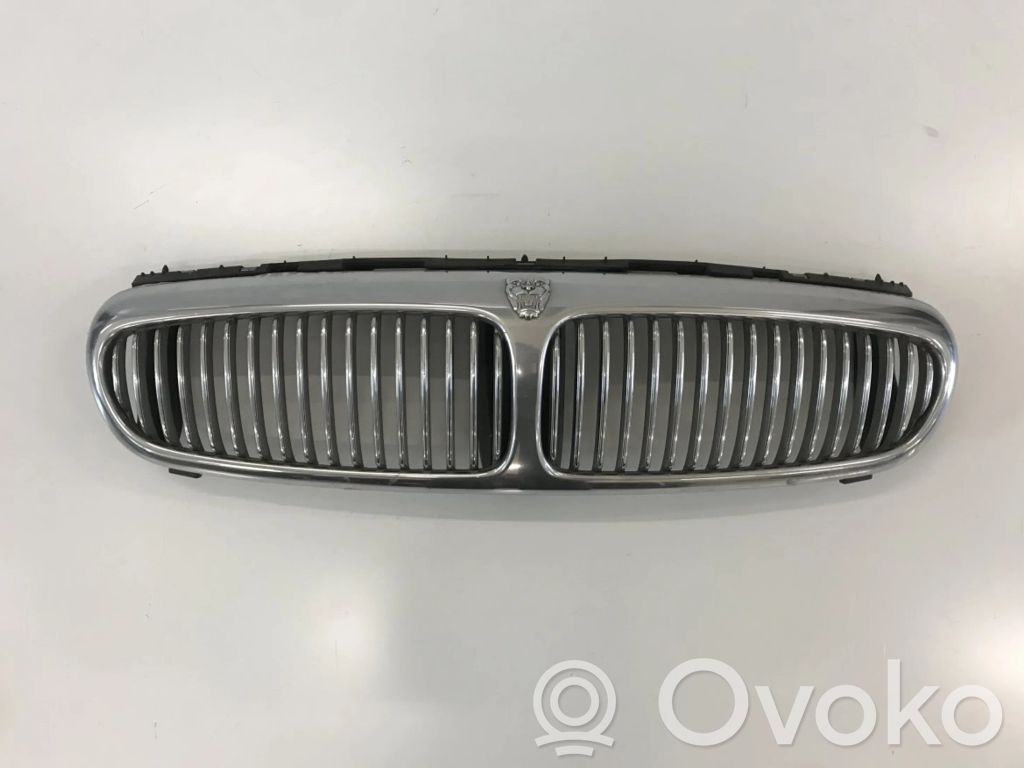 Jaguar X-Type Priekšējais režģis 