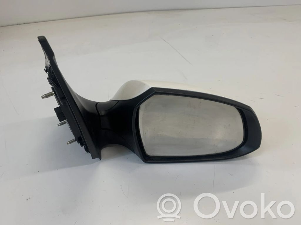 Hyundai i10 Elektryczne lusterko boczne drzwi przednich 