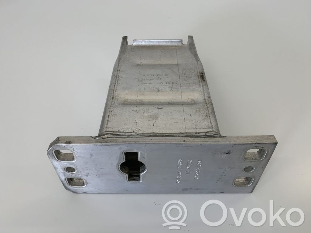BMW 6 E63 E64 Priekinis amortizatorius bamperio 