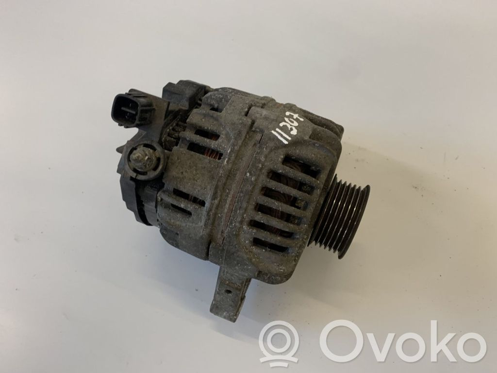 Toyota Avensis T250 Generator/alternator 