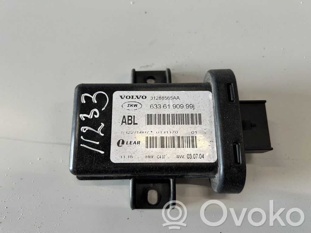 Volvo V70 Light module LCM 
