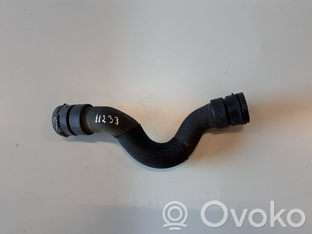 Volvo V70 Engine coolant pipe/hose 
