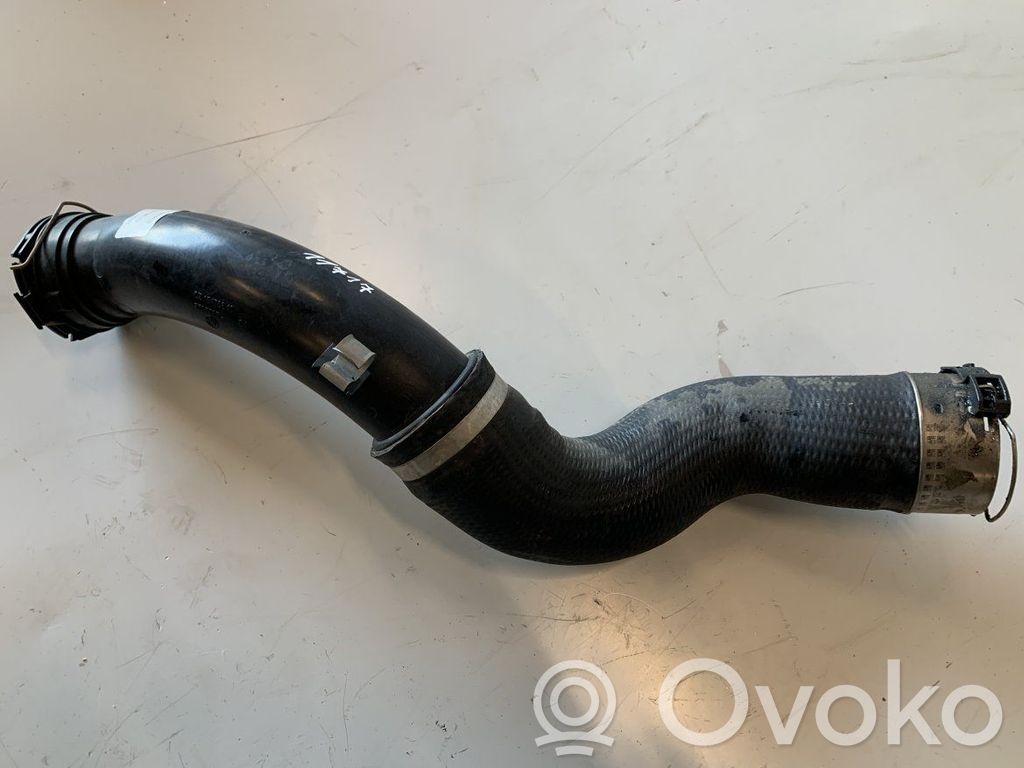 BMW 1 F20 F21 Välijäähdyttimen letku 