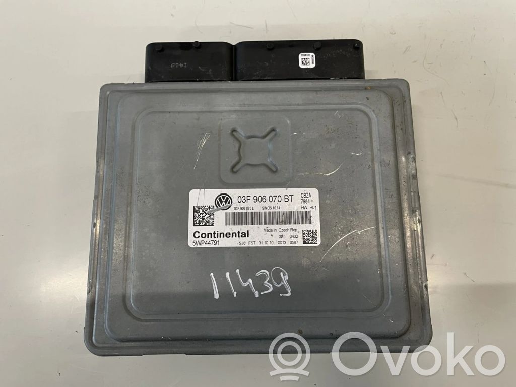 Volkswagen Caddy Engine control unit/module 