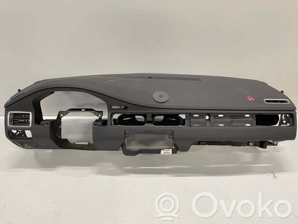 Volvo V70 Panelė 