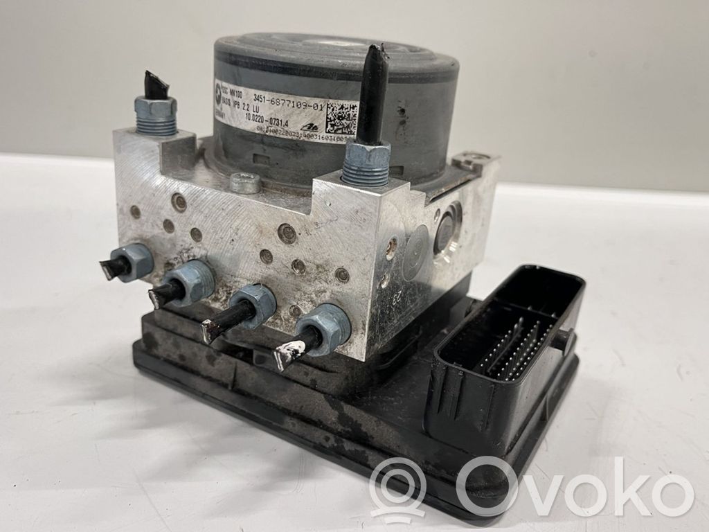 BMW 2 F46 Блок ABS 