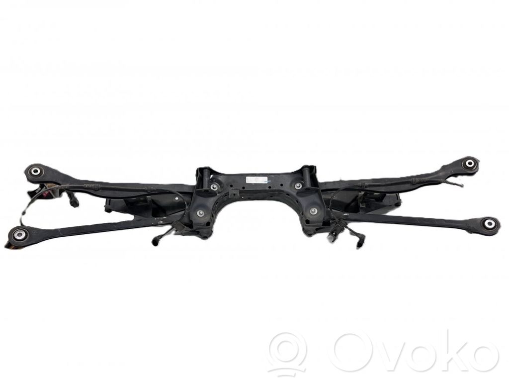 BMW 2 F46 Grinda punții spate 