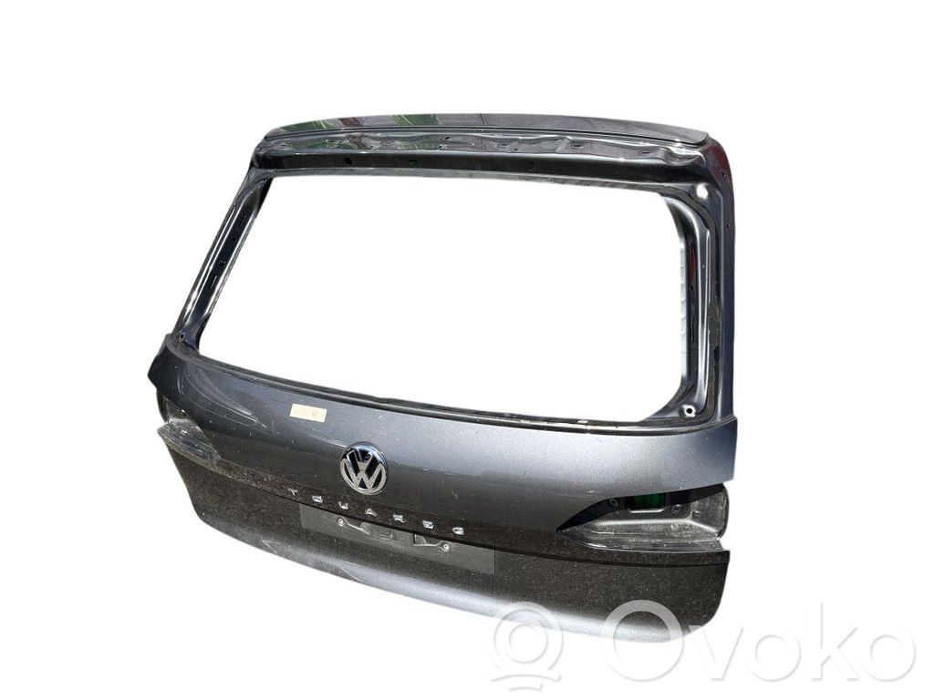 Volkswagen Touareg III Tylna klapa bagażnika 